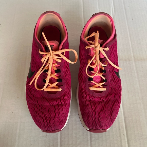 Nike Zoom Fit Training Sneaker Fuschia Pink Black 8.5 - Picture 4 of 8